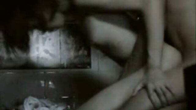 లైంగికంగా ఛార్జ్ చేయబడిన హాటీ అలెక్సా నోవా తన తెలుగు సెక్స్ తెలుగు తెలుగు సెక్స్ వీడియో చీలికను లాక్కొని, ఇబ్బంది పెట్టింది